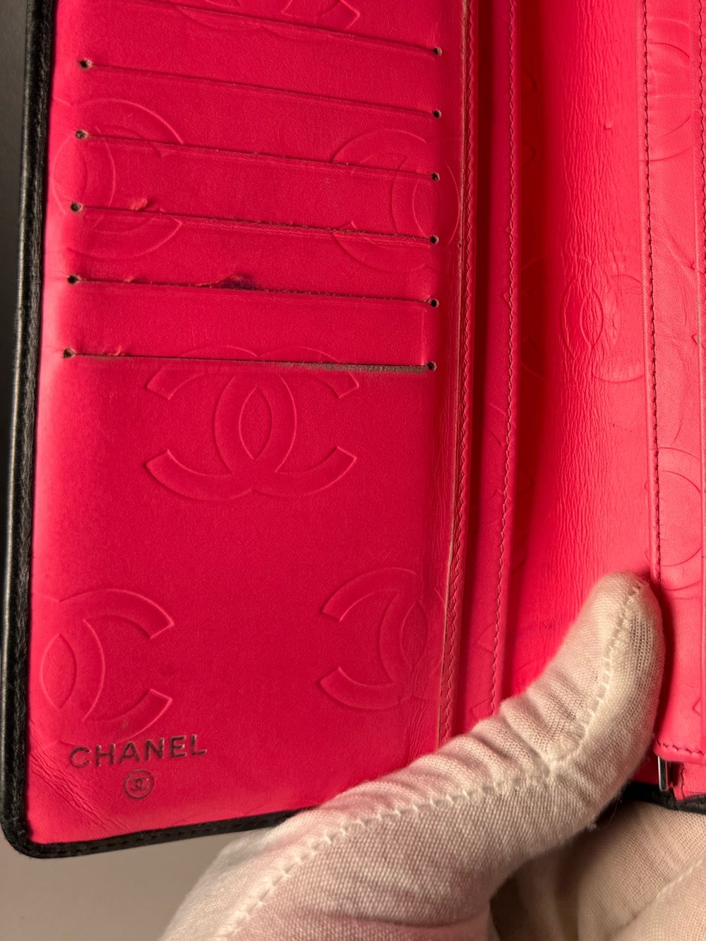 Chanel - Picture 5 of 9